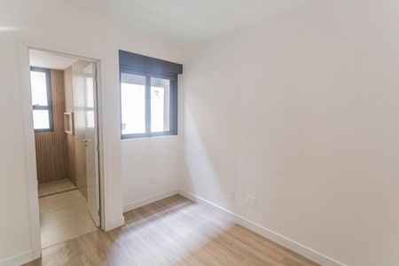 Apartamento à venda com 124m², 3 quartos e 2 vagas Apartamento à venda com 124m², 3 quartos e 2 vagasSuíte 3