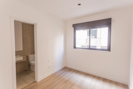 Apartamento à venda com 124m², 3 quartos e 2 vagas Apartamento à venda com 124m², 3 quartos e 2 vagasSuíte 2