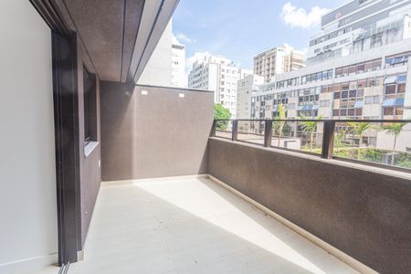 Apartamento à venda com 124m², 3 quartos e 2 vagas Apartamento à venda com 124m², 3 quartos e 2 vagasVaranda da Sala