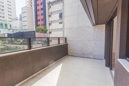 Apartamento à venda com 124m², 3 quartos e 2 vagas Apartamento à venda com 124m², 3 quartos e 2 vagasVaranda da Sala