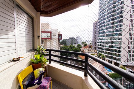 Apartamento à venda com 82m², 2 quartos e 2 vagasVaranda da Suíte