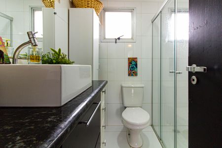 Apartamento à venda com 82m², 2 quartos e 2 vagasBanheiro