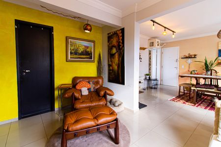 Apartamento à venda com 82m², 2 quartos e 2 vagasSala