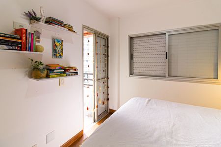 Apartamento à venda com 82m², 2 quartos e 2 vagasSuíte