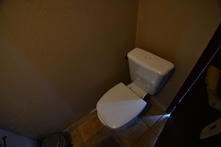 Casa à venda com 340m², 4 quartos e 2 vagasBanheiro de serviço