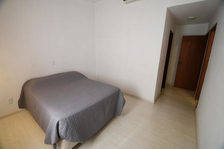 Casa à venda com 340m², 4 quartos e 2 vagasQuarto Suíte 3