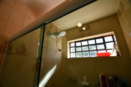 Casa à venda com 340m², 4 quartos e 2 vagasBanheiro 3