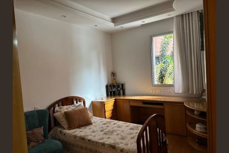 Apartamento à venda com 182m², 4 quartos e 4 vagas Apartamento à venda com 182m², 4 quartos e 4 vagasSuíte Júnior