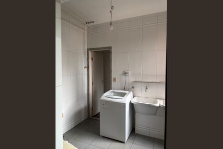 Apartamento à venda com 182m², 4 quartos e 4 vagas Apartamento à venda com 182m², 4 quartos e 4 vagasÁrea de Serviço