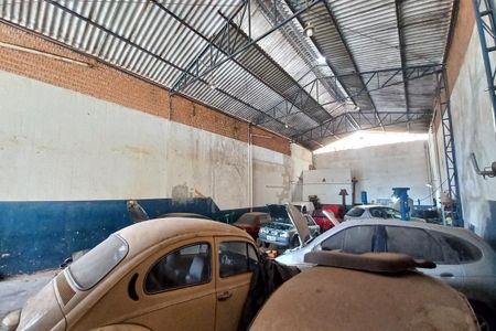 Casa à venda com 419m², 4 quartos e 1 vagaBarracão