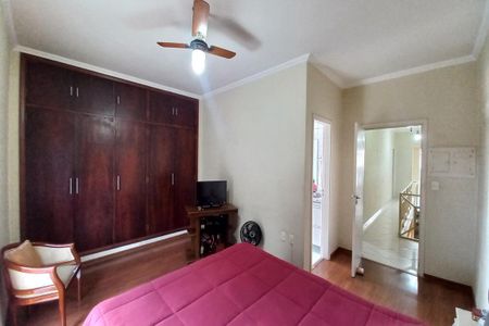 Casa à venda com 419m², 4 quartos e 1 vagaQuarto 4 - Suíte