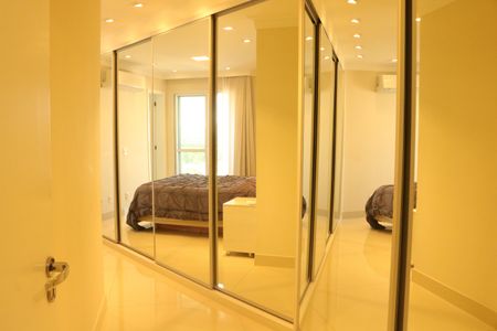 Apartamento à venda com 255m², 4 quartos e 4 vagasSuíte 1