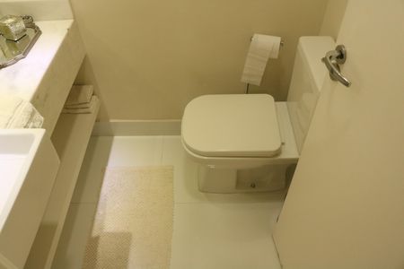 Apartamento à venda com 255m², 4 quartos e 4 vagasLavabo 1