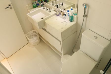 Apartamento à venda com 255m², 4 quartos e 4 vagasBanheiro da Suíte 1