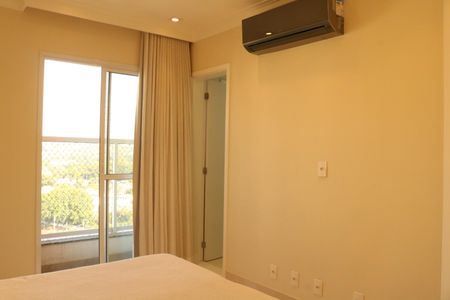 Apartamento à venda com 255m², 4 quartos e 4 vagasSuíte 2