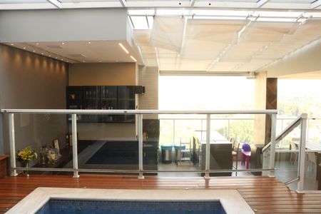 Apartamento à venda com 255m², 4 quartos e 4 vagasCobertura