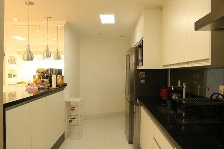Apartamento à venda com 255m², 4 quartos e 4 vagasSala/Cozinha