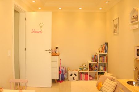 Apartamento à venda com 255m², 4 quartos e 4 vagasQuarto 2