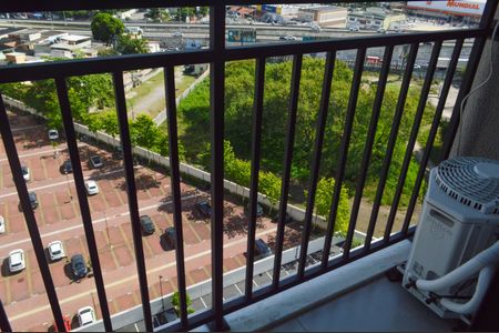 Apartamento à venda com 40m², 1 quarto e 1 vaga Apartamento à venda com 40m², 1 quarto e 1 vagaVaranda