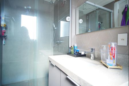 Apartamento à venda com 76m², 3 quartos e 2 vagasBanheiro da Suíte