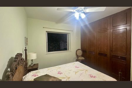 Apartamento à venda com 190m², 4 quartos e 2 vagas Apartamento à venda com 190m², 4 quartos e 2 vagasQuarto 4