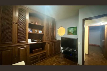 Apartamento à venda com 190m², 4 quartos e 2 vagas Apartamento à venda com 190m², 4 quartos e 2 vagasQuarto