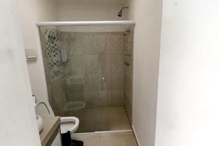 Casa para alugar com 800m², 7 quartos e 4 vagas Casa para alugar com 800m², 7 quartos e 4 vagasBanheiro Corredor