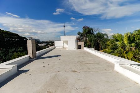 Casa para alugar com 800m², 7 quartos e 4 vagas Casa para alugar com 800m², 7 quartos e 4 vagasTerraço