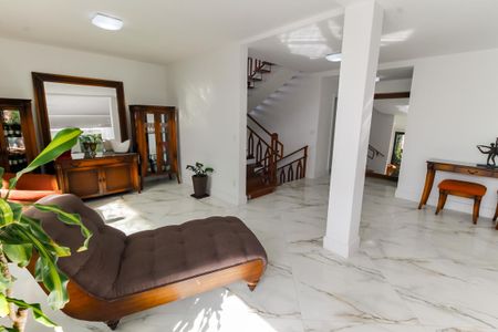 Casa para alugar com 800m², 7 quartos e 4 vagas Casa para alugar com 800m², 7 quartos e 4 vagasSala 2