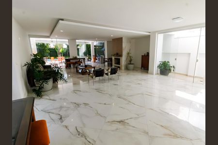 Casa para alugar com 800m², 7 quartos e 4 vagas Casa para alugar com 800m², 7 quartos e 4 vagasSala 2