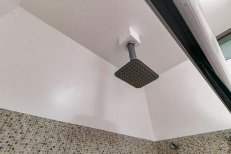 Casa para alugar com 800m², 7 quartos e 4 vagas Casa para alugar com 800m², 7 quartos e 4 vagasBanheiro da Suíte 3 - chuveiro