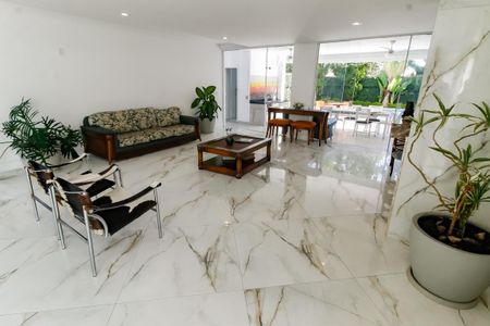 Casa para alugar com 800m², 7 quartos e 4 vagas Casa para alugar com 800m², 7 quartos e 4 vagasSala 1