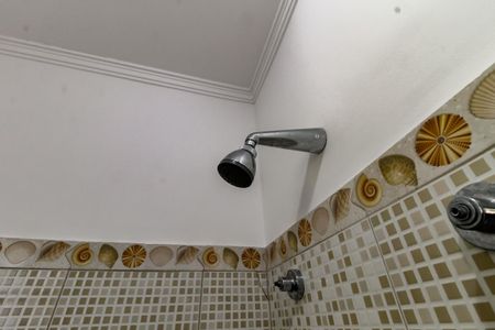 Casa para alugar com 800m², 7 quartos e 4 vagas Casa para alugar com 800m², 7 quartos e 4 vagasBanheiro Suíte 5 - chuveiro