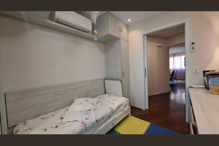 Apartamento à venda com 140m², 3 quartos e 3 vagas Apartamento à venda com 140m², 3 quartos e 3 vagasQuarto