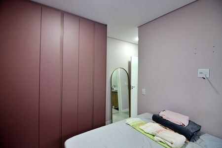 Casa à venda com 120m², 2 quartos e 2 vagas Suíte