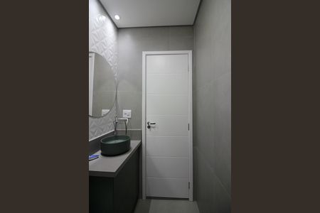 Casa à venda com 120m², 2 quartos e 2 vagasBanheiro Social