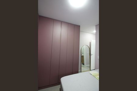 Casa à venda com 120m², 2 quartos e 2 vagas Suíte