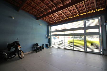 Casa à venda com 120m², 2 quartos e 2 vagasGaragem