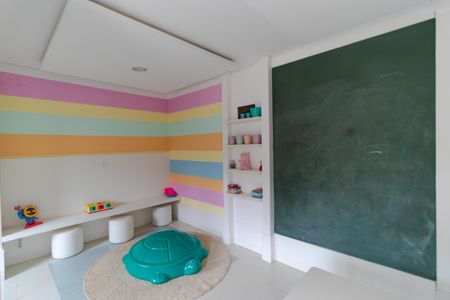 Apartamento à venda com 100m², 2 quartos e 1 vaga Apartamento à venda com 100m², 2 quartos e 1 vagaÁrea comum - Brinquedoteca