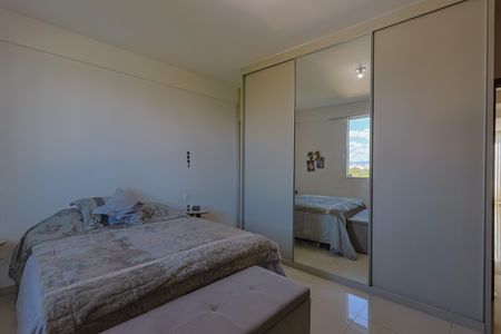 Casa à venda com 284m², 6 quartos e 4 vagas Casa à venda com 284m², 6 quartos e 4 vagasSuíte
