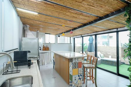 Apartamento à venda com 307m², 3 quartos e 3 vagasVaranda gourmet