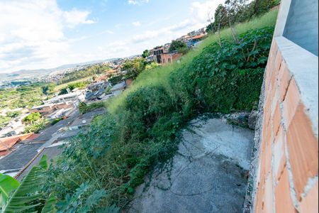 Casa à venda com 350m², 2 quartos e 5 vagas Casa à venda com 350m², 2 quartos e 5 vagasVista da Área Externa