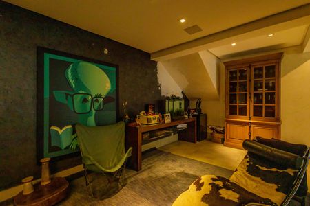 Casa de condomínio à venda com 444m², 5 quartos e 7 vagasSala