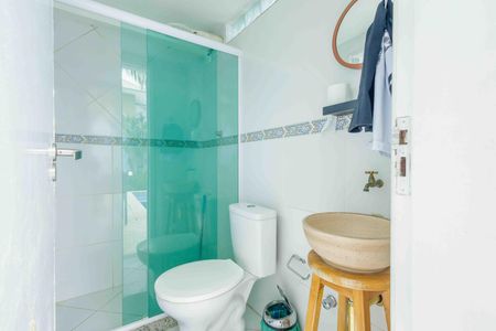 Casa de condomínio à venda com 444m², 5 quartos e 7 vagasBanheiro Social 2