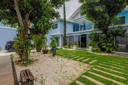 Casa de condomínio à venda com 444m², 5 quartos e 7 vagasÁrea Externa