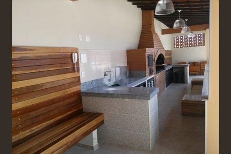 Apartamento à venda com 76m², 2 quartos e 1 vaga