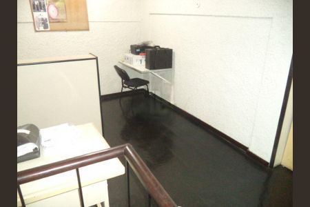 Casa à venda com 65m², 4 quartos e sem vaga