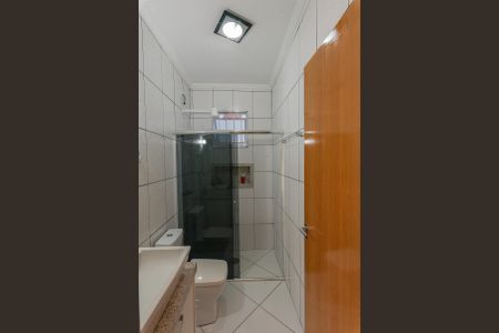 Casa à venda com 210m², 3 quartos e 3 vagas Casa à venda com 210m², 3 quartos e 3 vagasBanheiro