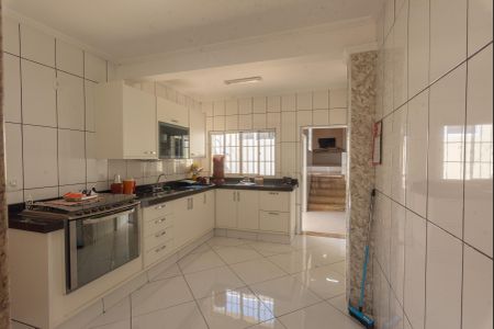 Casa à venda com 210m², 3 quartos e 3 vagas Casa à venda com 210m², 3 quartos e 3 vagasCozinha