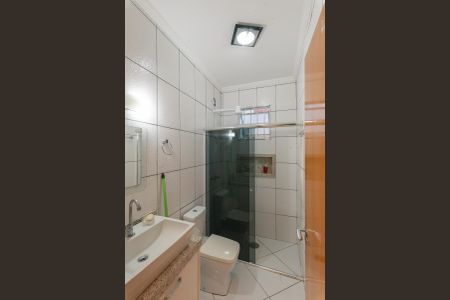 Casa à venda com 210m², 3 quartos e 3 vagas Casa à venda com 210m², 3 quartos e 3 vagasBanheiro